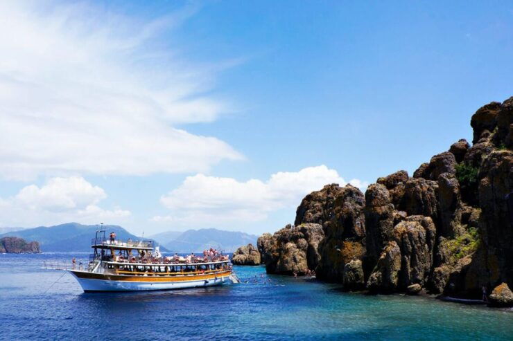 Marmaris: Boat Trip With Unlimited Drinks and BBQ Lunch - Inclusions and Activities