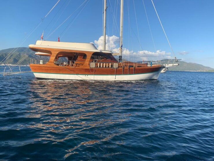 Marmaris: Private Boat Cruise With Lunch - Experience Highlights