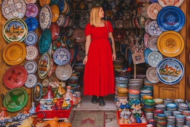 Marrakech: 3-Hour Colorful Souks Tour - Group Size and Accessibility