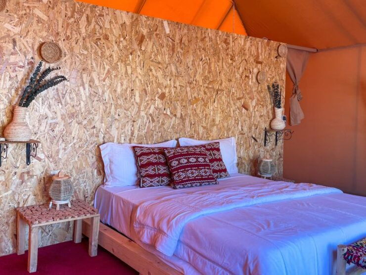 Marrakech: Agafay Desert Retreat, Tent, Dinner, Show & Pool - Experience Highlights