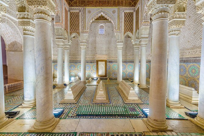 Marrakech: Bahia Palace, Saadian Tomb, and Medina Tour - Half Day - Important Reminders