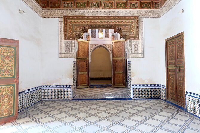 Marrakech City: Private half Day Sightseeing Tour - Who Is This Tour Best Suited For?