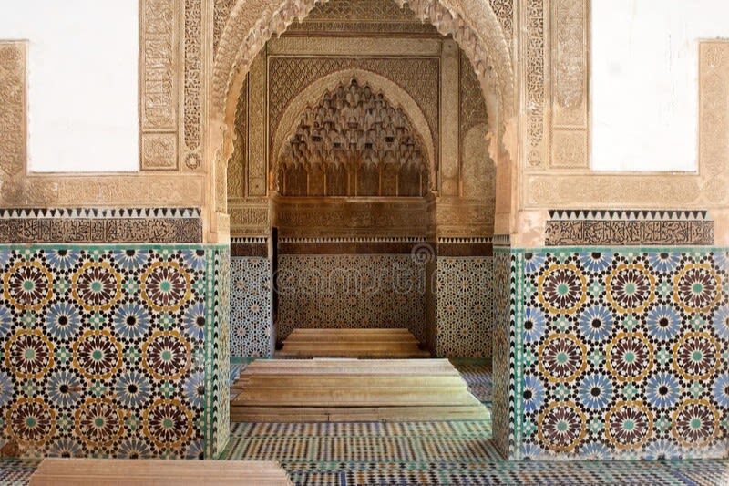 Marrakech Full Day Guided City Highlights Tour - Jemaa el-Fnaa and the souks are not a shopping tour