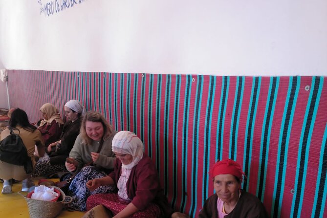 Marrakech Medina Tour and Moroccan Cosmetic Workshop - Meeting Point and Pickup Details