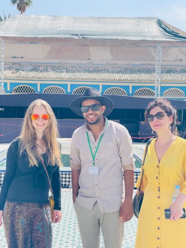 Marrakech Saadian Tombs & Bahia Palace Private Tour - A route from the square into Marrakech’s past