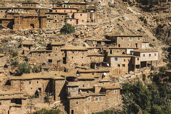 Marrakech To Chefchaouen Private Tour via Sahara Desert & Fez - Pickup and Start Time