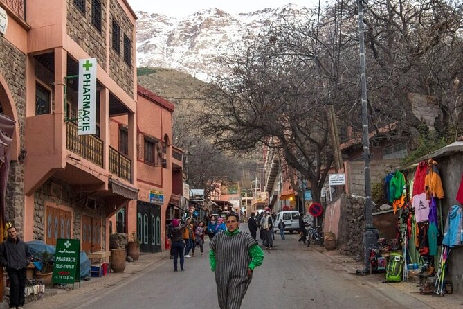 Marrakech to Imlil: Atlas Mountains Beauty Day Trip With Lunch - Lunch With a View