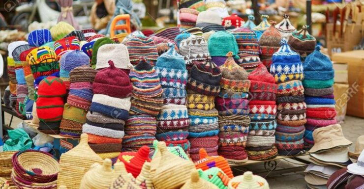 Marrakesh: Group Guided Shopping Tour in the Souks - Shopping Experience