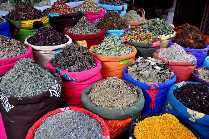 Marrakesh Shopping Tour From Casablanca - Shopping Experience in Marrakesh