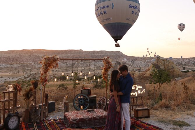Marry Me Proposal Concept in Göreme - Enchanting Sunset Views