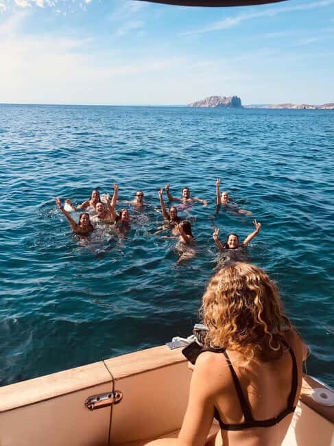 Marseille: Calanques Eco Boat Cruise with Lunch and Wine - Introduction
