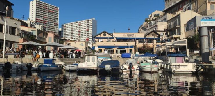 Marseille: Cruise to the Island of Frioul & Chateau D'if - Language Options