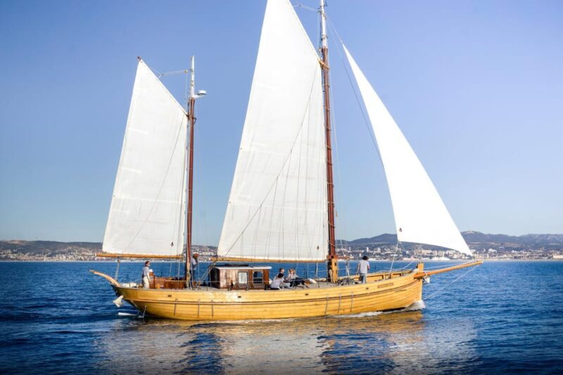 Marseille: Day sailing in the heart of the Calanques with organic lunch and wine - Why This Tour Offers Great Value