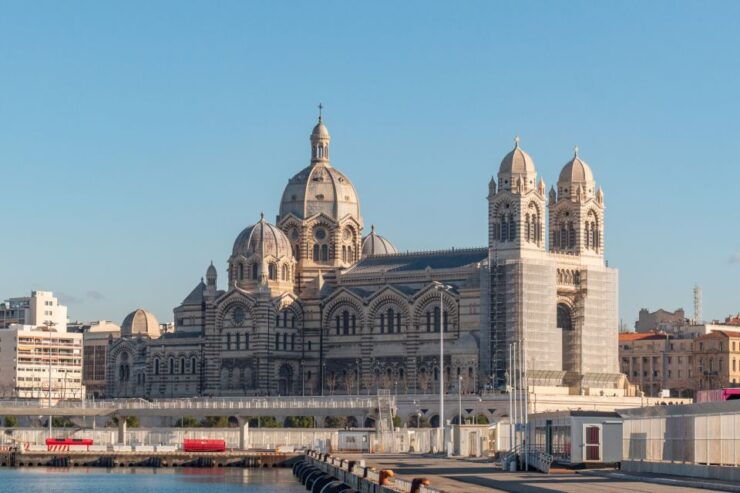 Marseille: First Discovery Walk and Reading Walking Tour - Activity Details