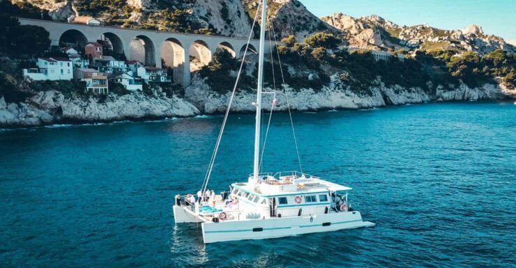 Marseille: Frioul Archipelago Catamaran Cruise With Lunch - Key Points