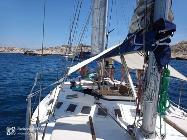 Marseille: Frioul Calanques Sailing Day Trip With Swimming - What to Bring