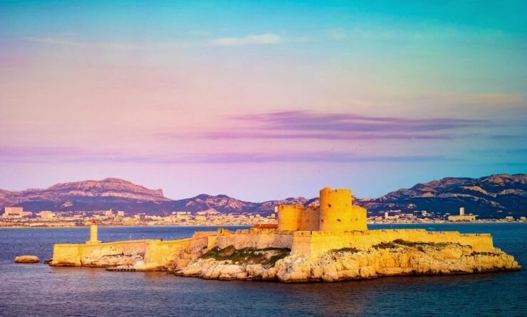Marseille: Frioul Islands Sunset Speedboat Cruise - Tour Details