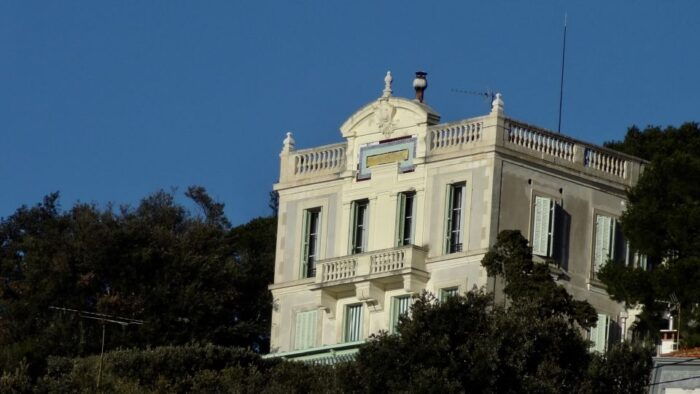 Marseille: Guided Off-the-Beaten-Path Neighborhood Walk - The Allure of Anse De Malmousque and Prophets Beach