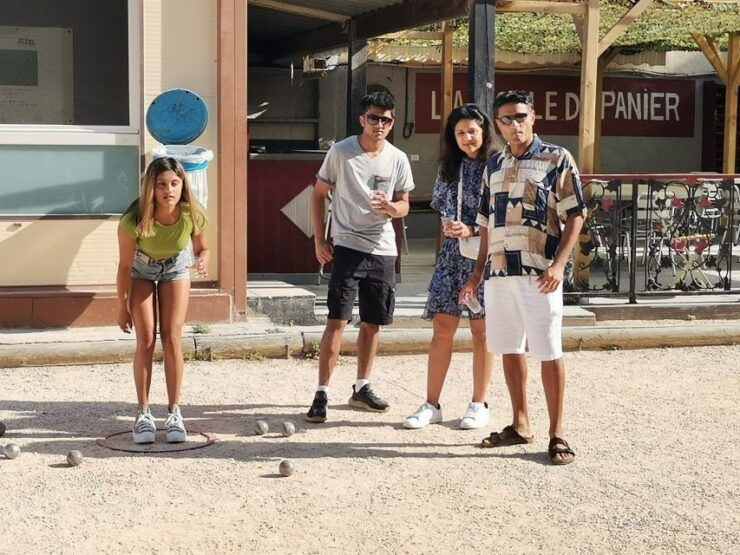 Marseille: Guided Pétanque Game With Local Aperitif - Experience