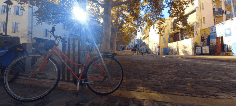 Marseille: Half-Day City Highlights Guided Walking Tour - Key Sites