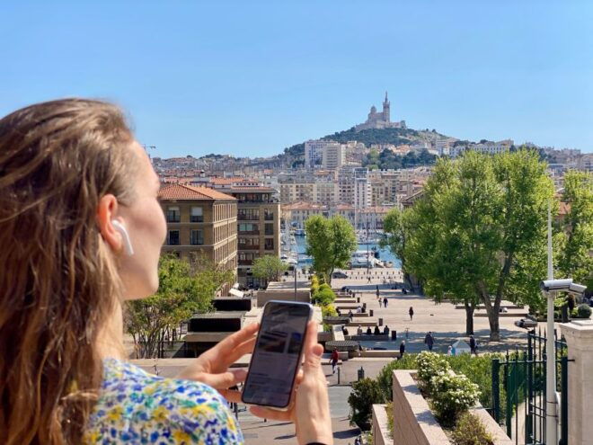 Marseille: Hop-On Hop-Off Bus Tour & Panier Walking Tour - Highlights and Attractions