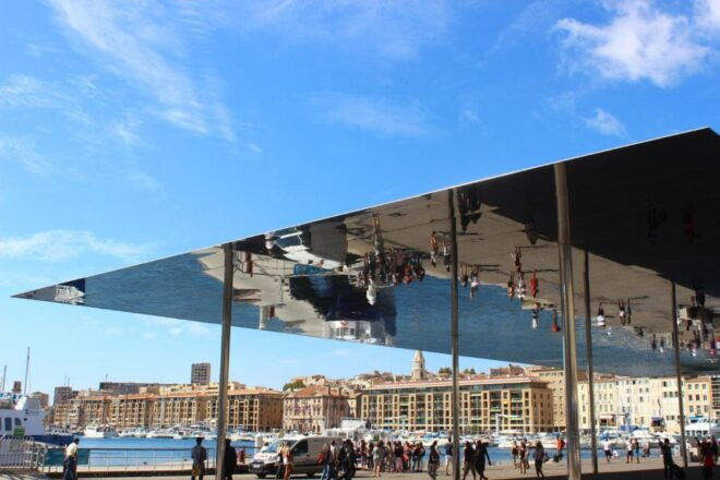 Marseille: Insta-Perfect Walk With a Local - Inclusions