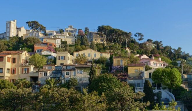 Marseille: Magnificent Neighborhoods Guided Walking Tour - Review Comments