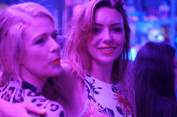 Marseille Riviera Bar Crawl Party With Free Shots and VIP Entry - Date and Travelers