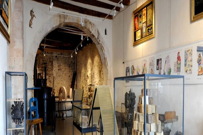 Marseille Romance A Stroll Through Love's Harbor - Indulge in Romantic Dining Experiences