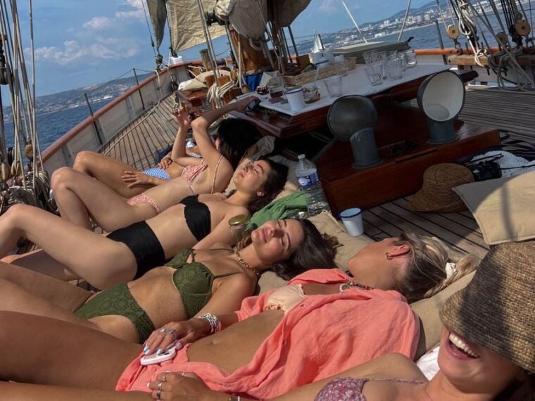 Marseille: Sailing Day Cruise With Lunch - Passenger Guidelines and Recommendations