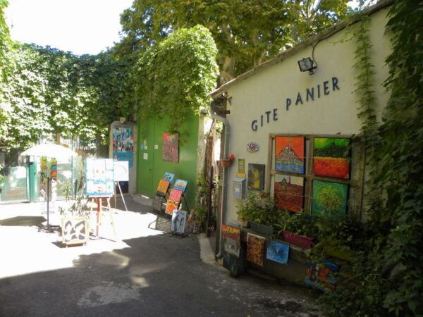 Marseille: Self-guided Like a Local Highlights Day Tour - The Sum Up