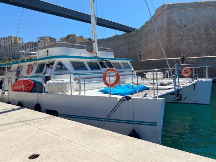 Marseille: Sunset Catamaran Cruise, Dinner & Drinks - Scenic Views at Sunset