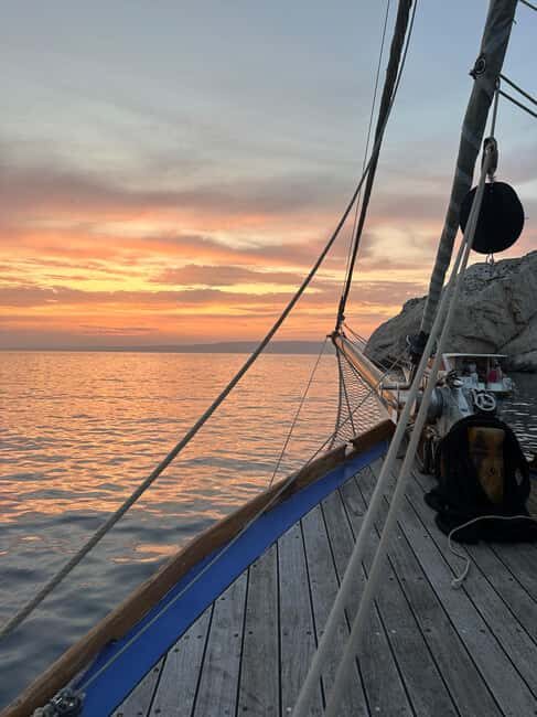 Marseille: sunset on a sailboat, buffet, and Provence wine - Frequently Asked Questions
