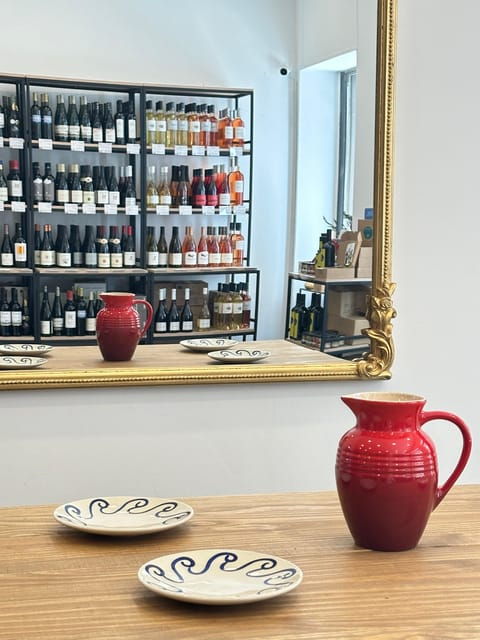 Marseille: Tailored Wine Tasting Experience in Top Wine Shop - Comparative Tasting: Local vs. Global Wines