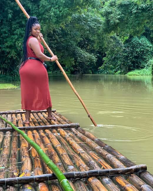 Martha Brae River Rafting Private Tour with Transportation - The Guides: Knowledge and Friendliness