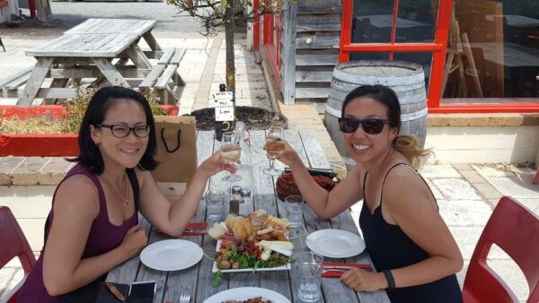 Martinborough Wine and Food Tour With Lunch From Wellington - Customer Reviews and Recommendations