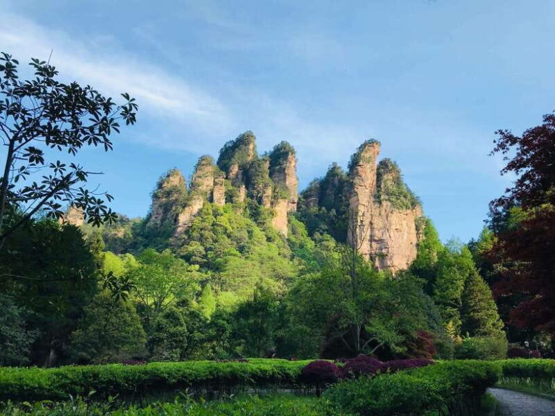 Marvelous Zhangjiajie Day Tour With National Forest Park - Good To Know