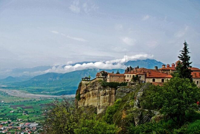 Marvels of Meteora From Sarande - Walking Trails and Breathtaking Views