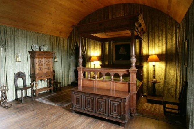 Mary Queen of Scots Luxury Private Tour With Scottish Local - Booking and Pricing Information