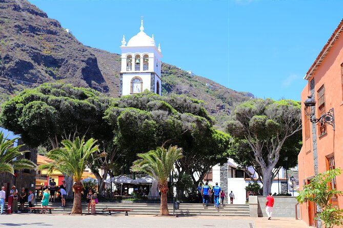 Mask - Garachico - Icod - Teide National Park - Weather and Minimum Travelers