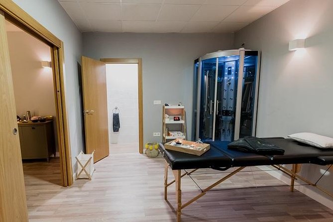 Massage Experience in Granada - Accessibility Information