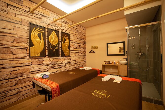 MASSAGE of Your Choice of 60 Min in the Same Room at THAI MASSAGE ALURA - In-Room Experience Details