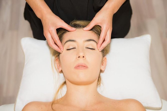 Massage Weekends and Holidays - Choosing the Right Massage Therapist