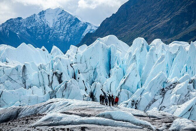 Matanuska Glacier Hike with Lunch Summer & Winter - Discover the Beauty of the Matanuska Glacier: A Detailed Review of the Guided Hike and Lunch Tour