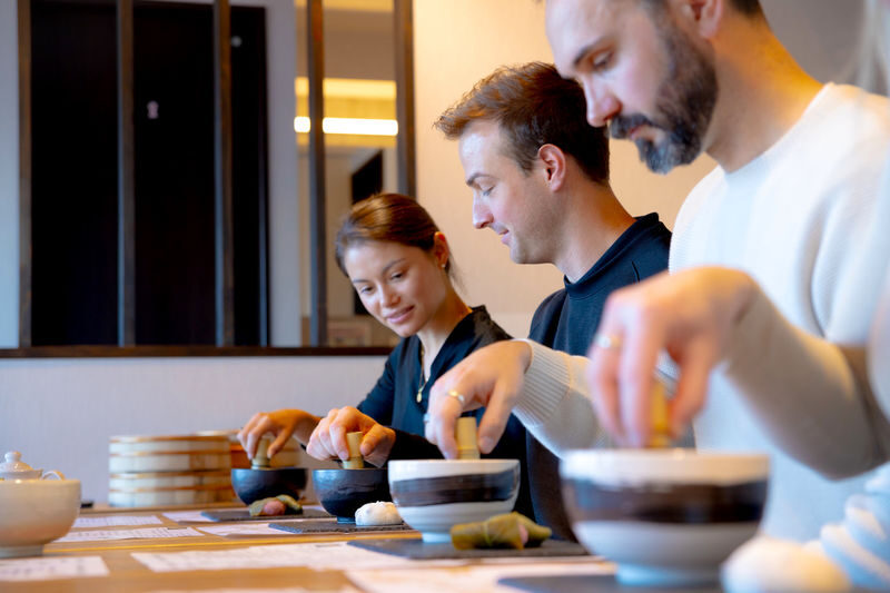 Matcha Making Class in Tokyo - Matcha making in the middle of Asakusa