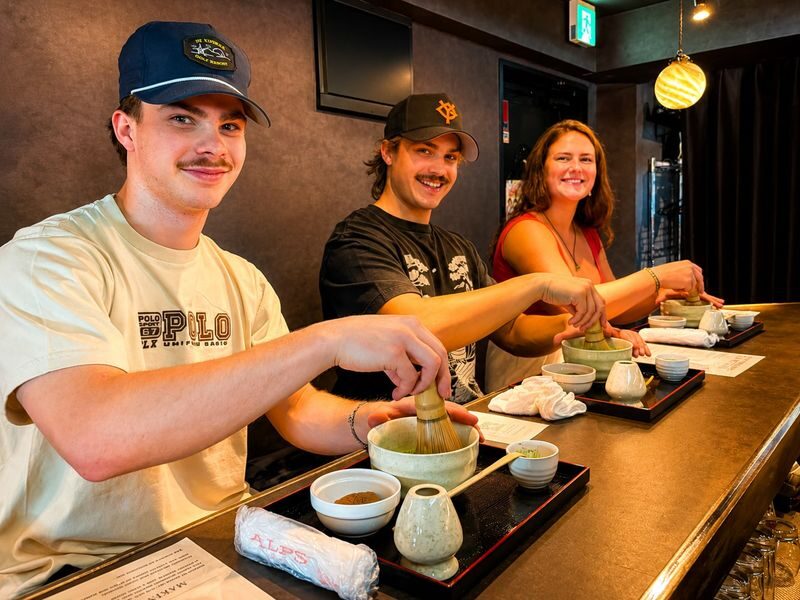 Matcha Making Experience with Japanese Sweets in Shibuya - A taste-first introduction to matcha