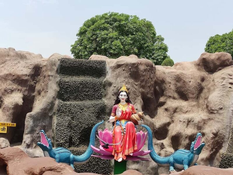 Mathura & Vrindavan Day Trip with Guided from Delhi / Agra - Exploring Mathura & Vrindavan: A Guided Spiritual Journey in Uttar Pradesh