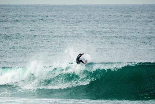 Matosinhos: Best Surf Lesson With All Equipment - Inclusive Learning Environment