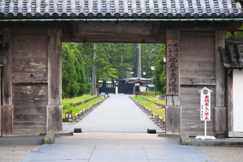 Matsushima: Scenic Bay Walk & Historic Temple Discovery - Good To Know