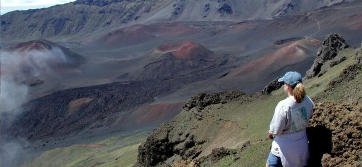 Maui: Guided Hike of Haleakala Crater With Lunch - Experience